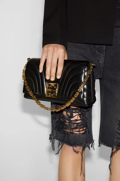 Look 3